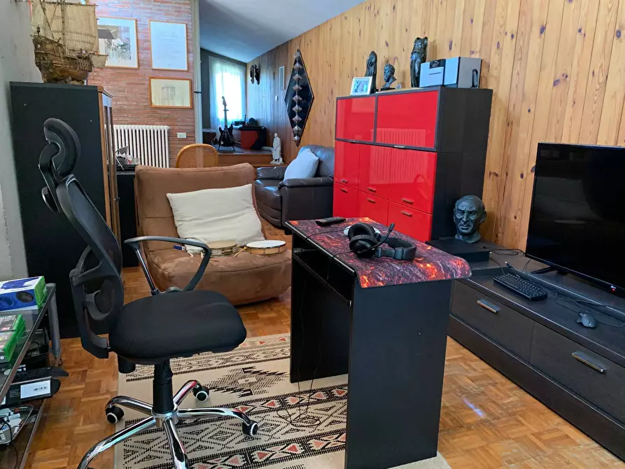 Immagine 12 di Casa indipendente in vendita  in Via Traversagna a Pietrasanta