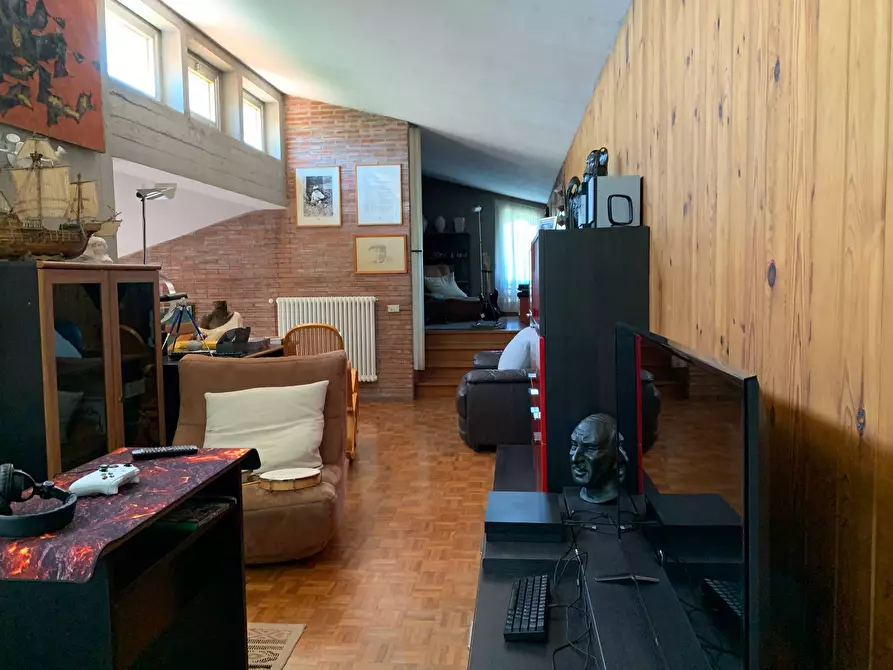 Immagine 14 di Casa indipendente in vendita  in Via Traversagna a Pietrasanta