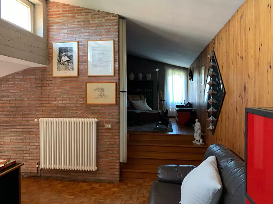 Immagine 15 di Casa indipendente in vendita  in Via Traversagna a Pietrasanta