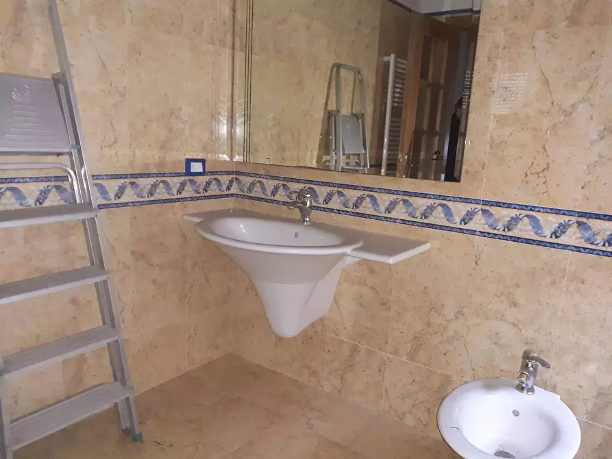 Immagine 21 di Casa indipendente in vendita  in della gronda a Camaiore