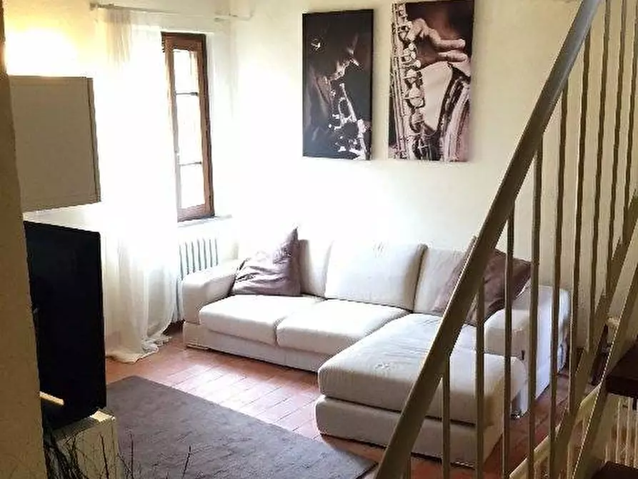 Immagine 7 di Casa indipendente in vendita  in Montecastello a Pontedera