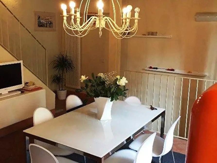 Immagine 8 di Casa indipendente in vendita  in Montecastello a Pontedera