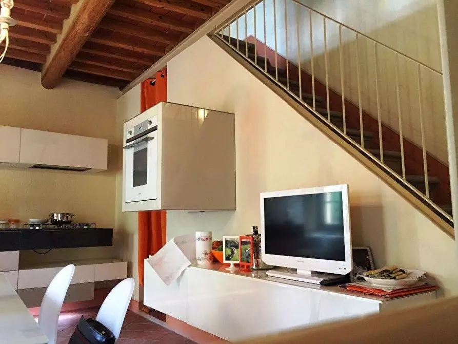 Immagine 19 di Casa indipendente in vendita  in Montecastello a Pontedera