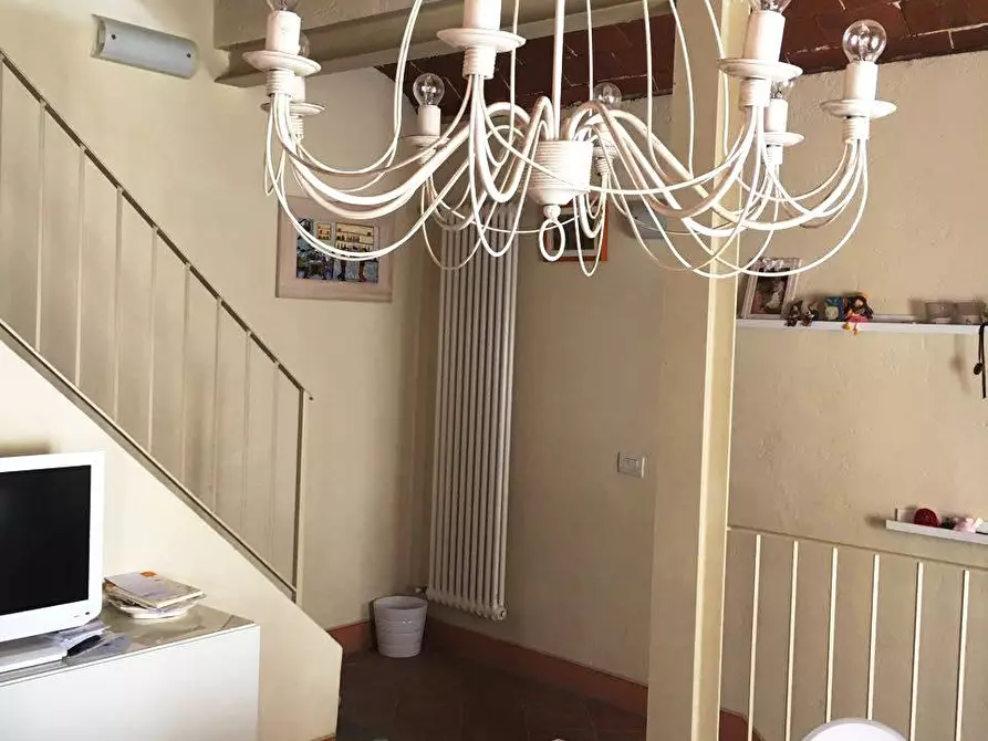 Immagine 25 di Casa indipendente in vendita  in Montecastello a Pontedera