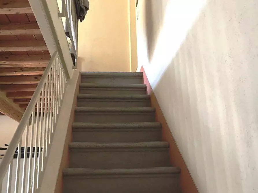 Immagine 29 di Casa indipendente in vendita  in Montecastello a Pontedera