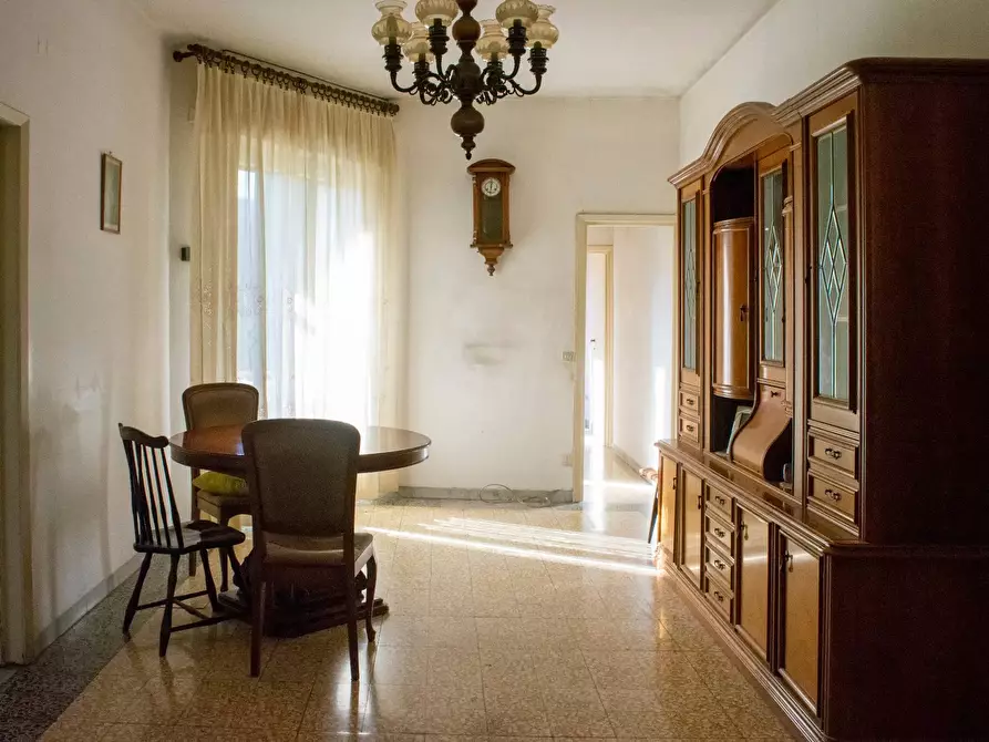 Immagine 2 di Appartamento in vendita  in Via Giuseppe Mazzini a Viareggio