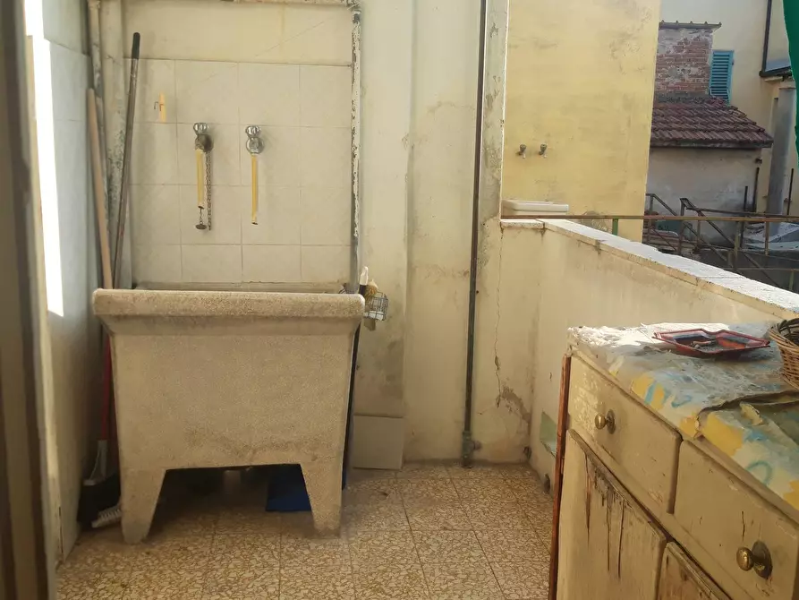 Immagine 9 di Appartamento in vendita  in Via Giuseppe Mazzini a Viareggio