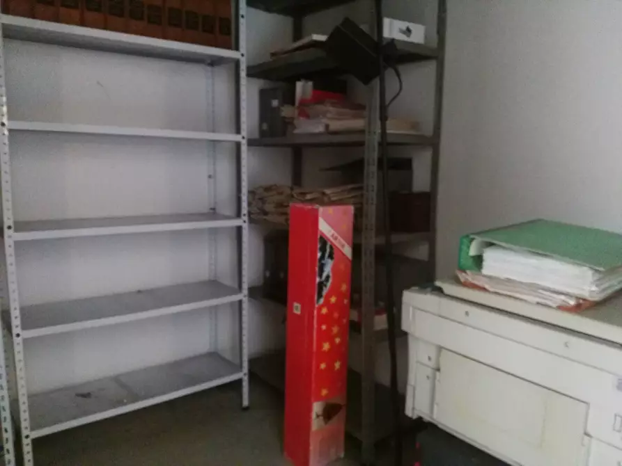 Immagine 10 di Ufficio in vendita  in Via Sacco e Vanzetti a Pontedera