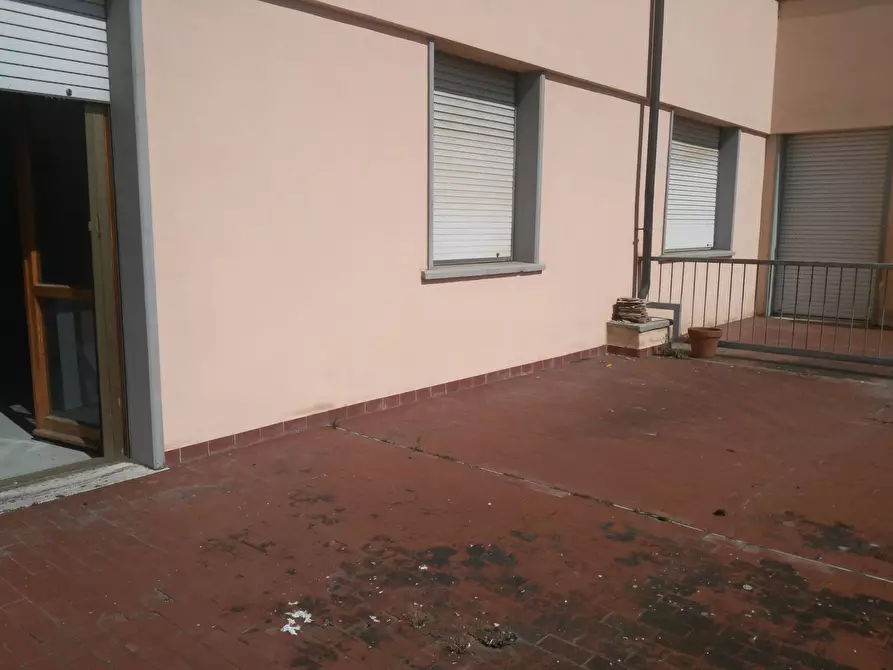 Immagine 16 di Ufficio in vendita  in Via Sacco e Vanzetti a Pontedera
