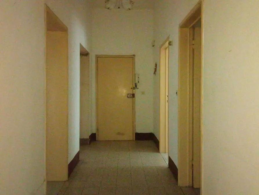 Immagine 2 di Appartamento in vendita  in Via Roma a Chianni