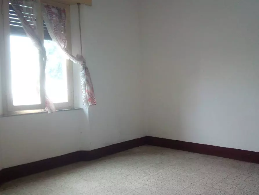 Immagine 14 di Appartamento in vendita  in Via Roma a Chianni