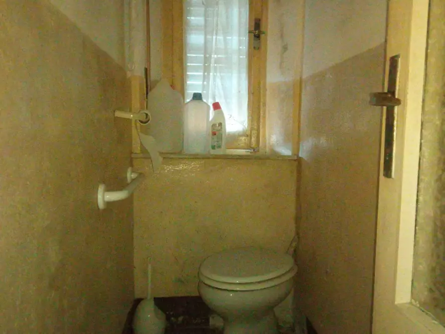 Immagine 18 di Appartamento in vendita  in Via Roma a Chianni