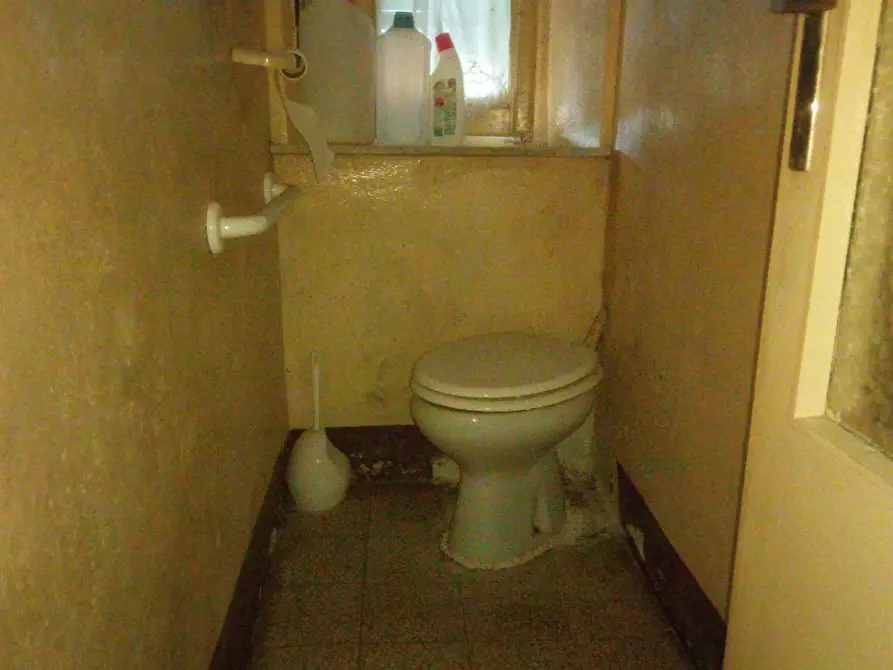 Immagine 19 di Appartamento in vendita  in Via Roma a Chianni