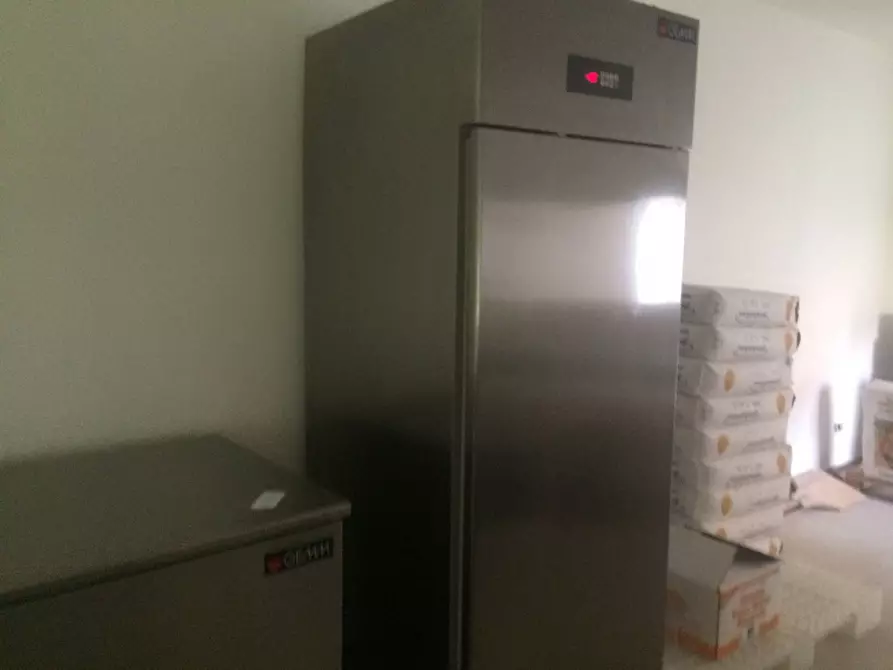 Immagine 8 di Attività commerciale in vendita  in Pisa a Pisa