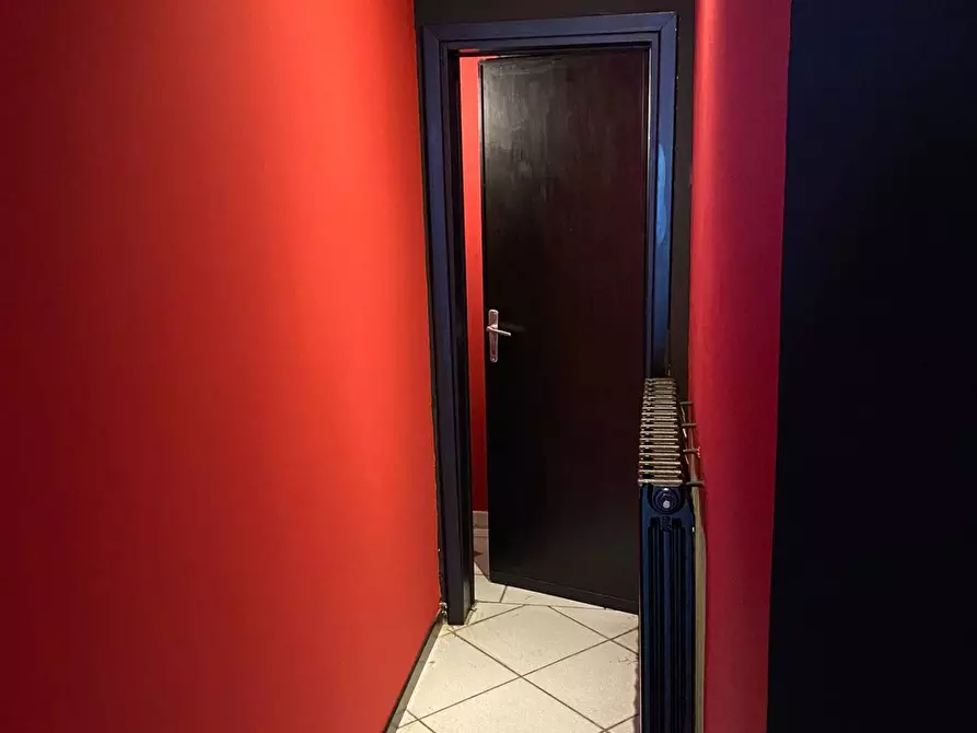 Immagine 4 di Attività commerciale in vendita  in Via Carlo Cattaneo a Pisa