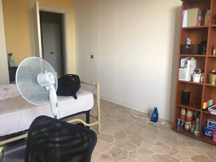 Immagine 9 di Camera in affitto  in Lungarno Mediceo a Pisa