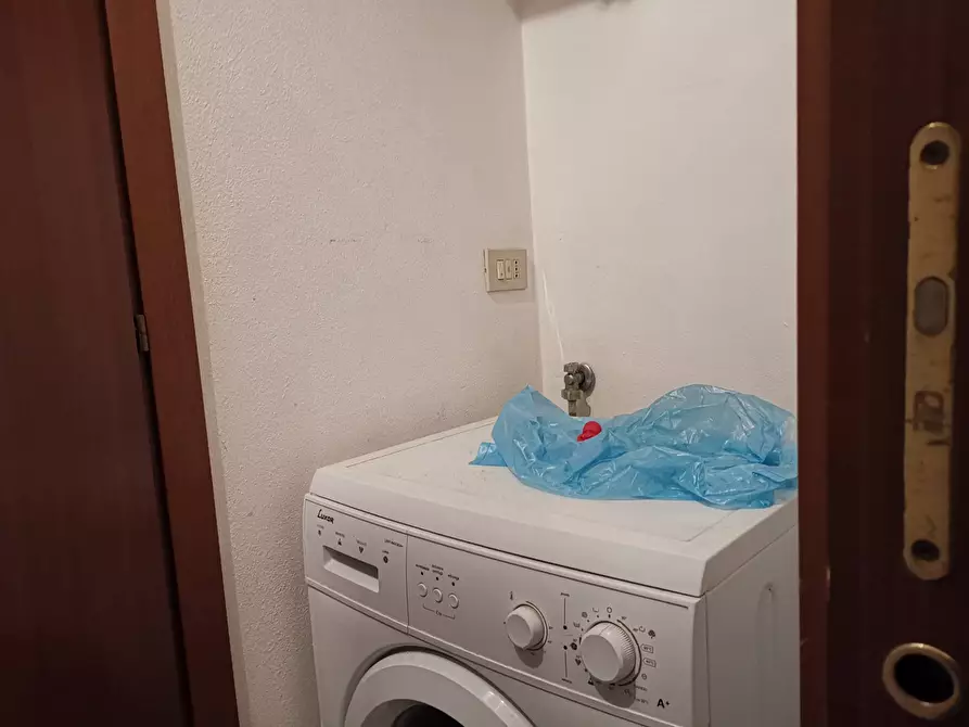 Immagine 6 di Appartamento in vendita  in via casarosa a Calcinaia