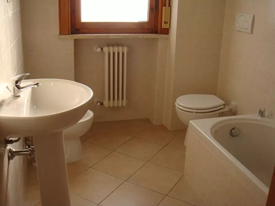 Immagine 16 di Appartamento in vendita  in via montegrappa a Calcinaia