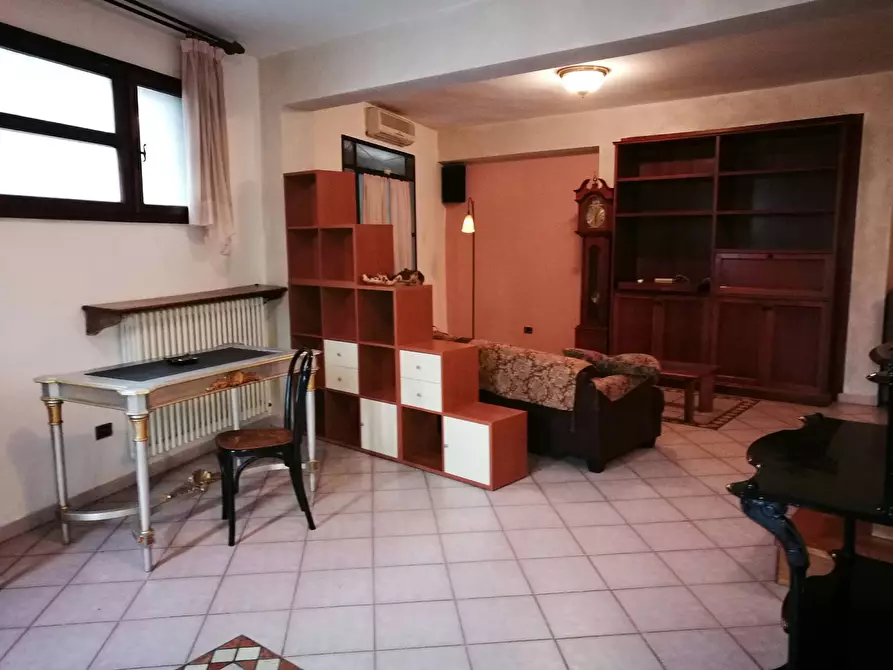 Immagine 7 di Casa indipendente in vendita  in Via Roma a Pontedera