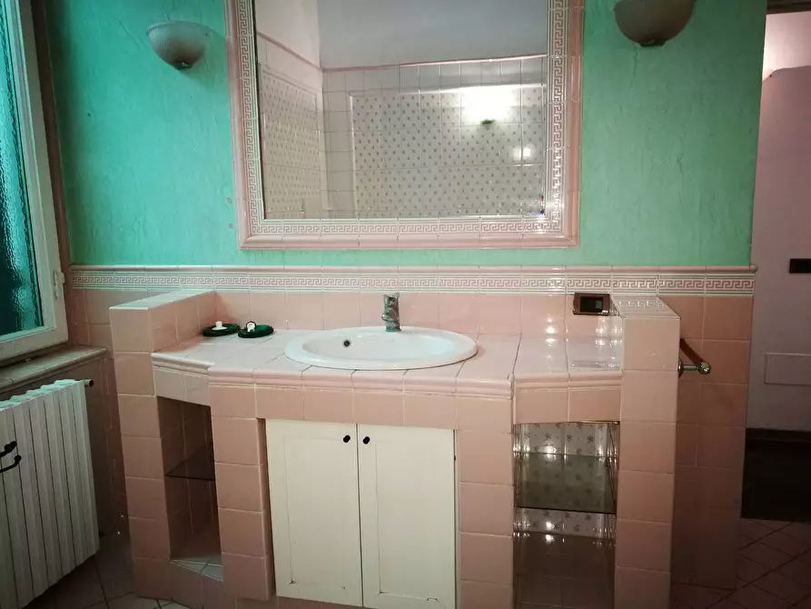 Immagine 11 di Casa indipendente in vendita  in Via Roma a Pontedera