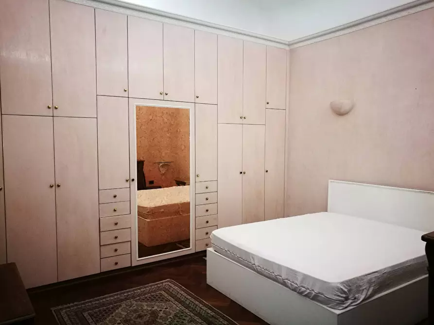 Immagine 13 di Casa indipendente in vendita  in Via Roma a Pontedera