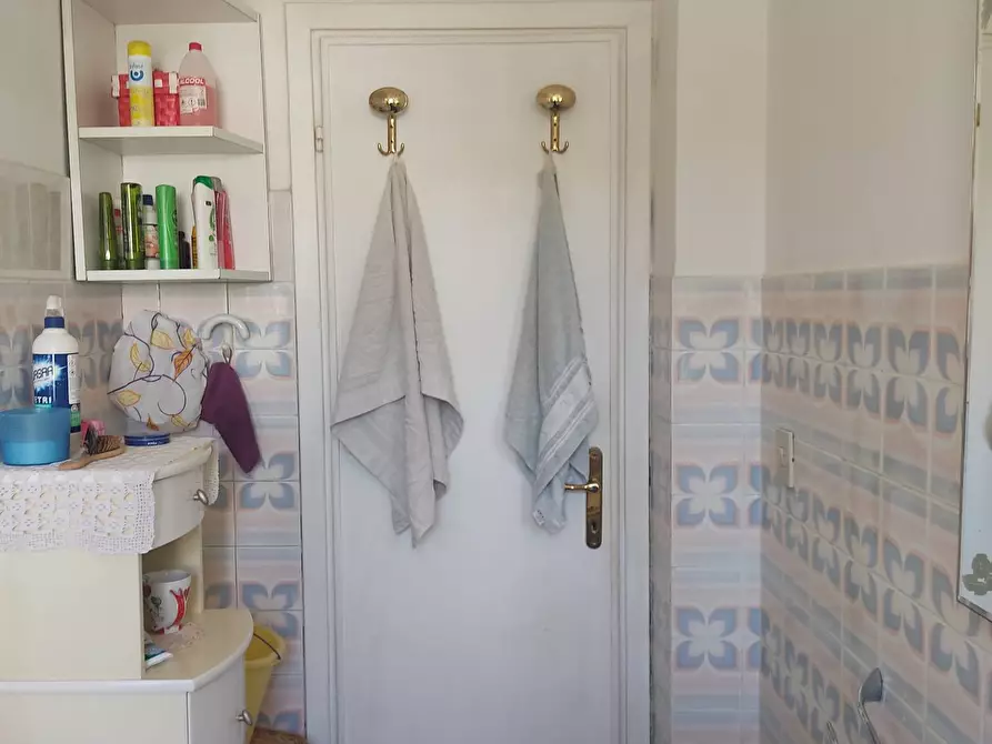 Immagine 18 di Appartamento in vendita  in Via Della Malva a Livorno