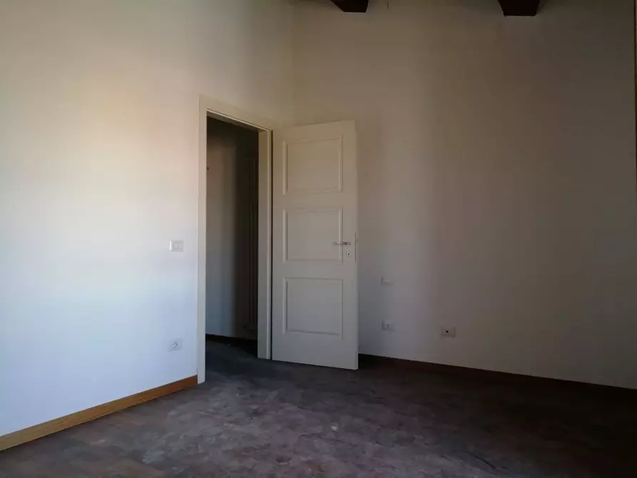 Immagine 7 di Appartamento in vendita  in toscoromagnola a Pontedera