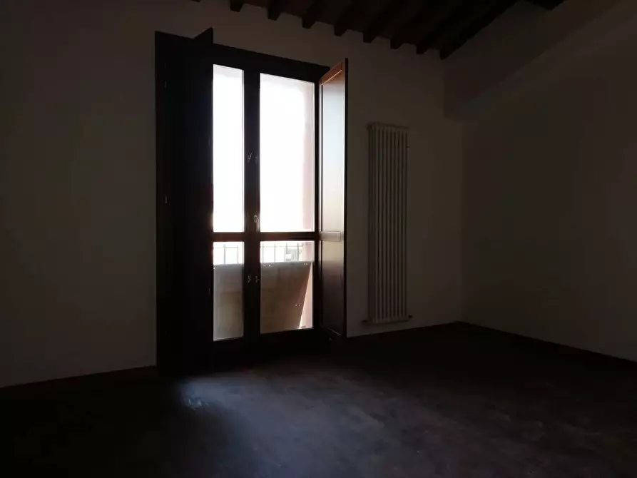 Immagine 3 di Appartamento in vendita  in toscoromagnola a Pontedera