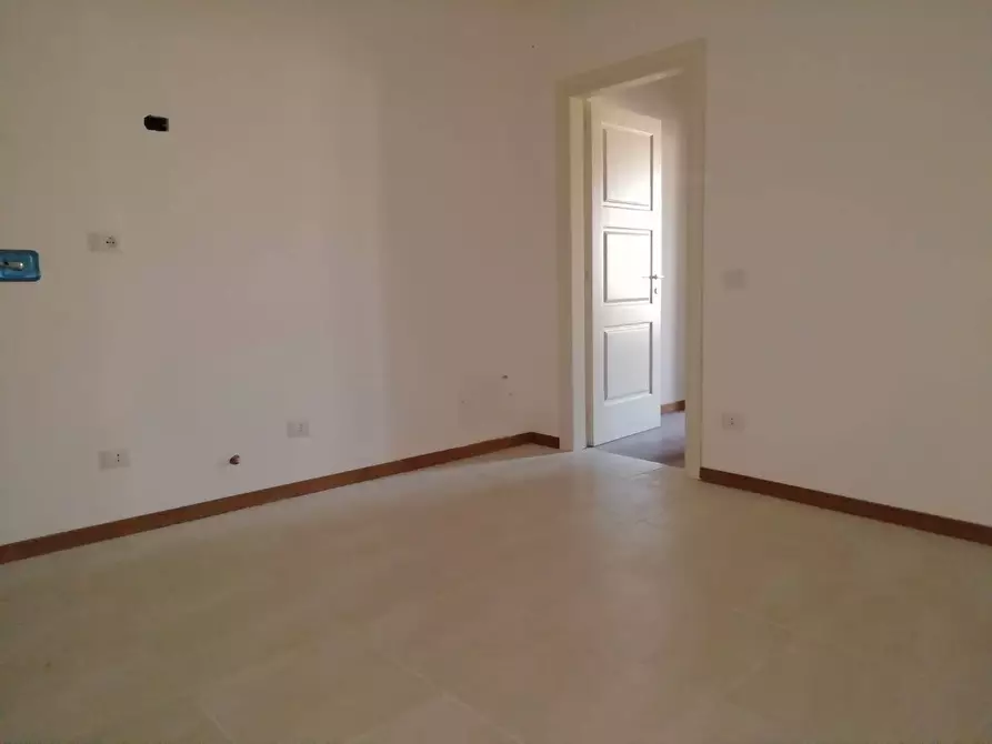 Immagine 4 di Appartamento in vendita  in toscoromagnola a Pontedera