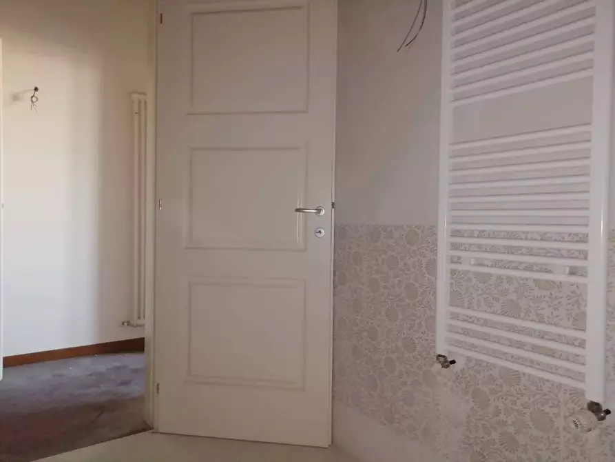 Immagine 15 di Appartamento in vendita  in toscoromagnola a Pontedera