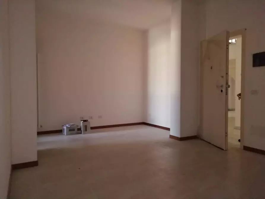 Immagine 5 di Appartamento in vendita  in toscoromagnola a Pontedera