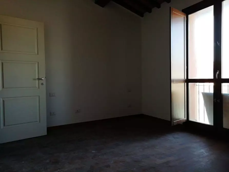 Immagine 9 di Appartamento in vendita  in toscoromagnola a Pontedera