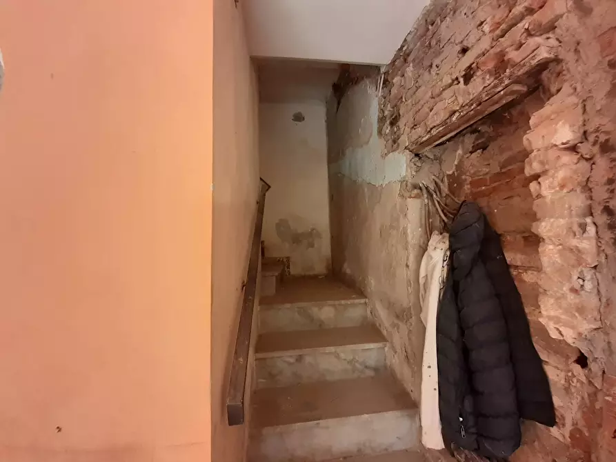 Immagine 8 di Casa indipendente in vendita  in via Castagnola a Lucca