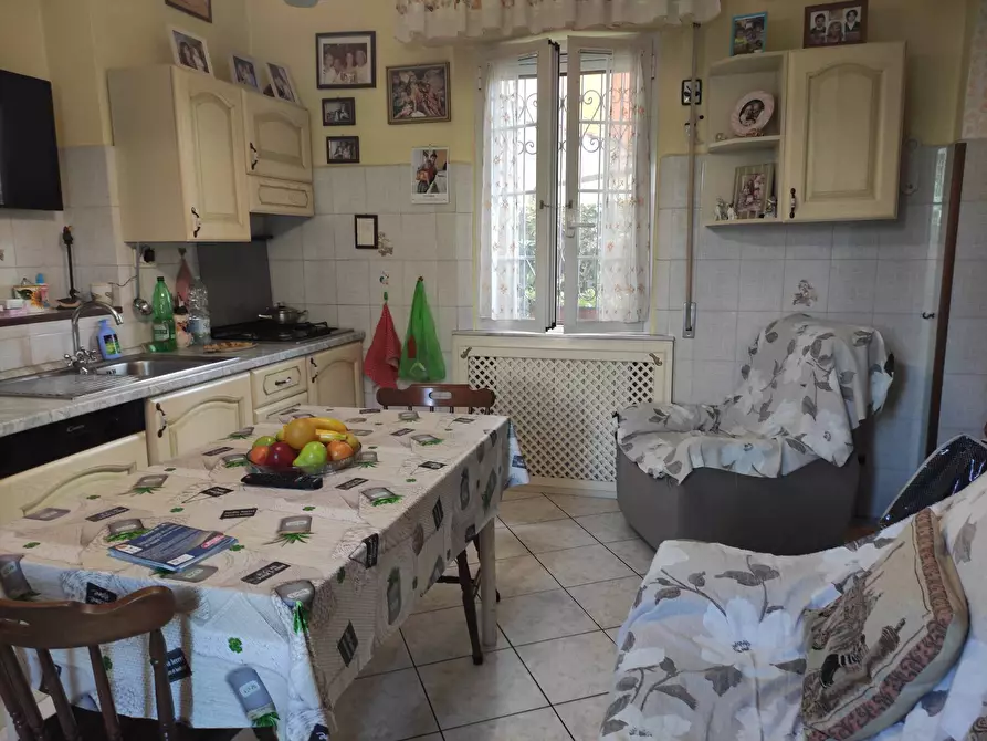 Immagine 4 di Casa indipendente in vendita  in via fratelli rosselli a Altopascio