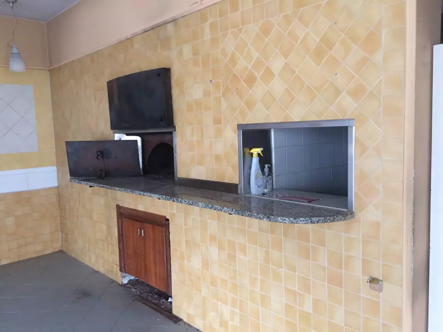 Immagine 3 di Attività commerciale in affitto  in via provinciale  vicarese a Vicopisano