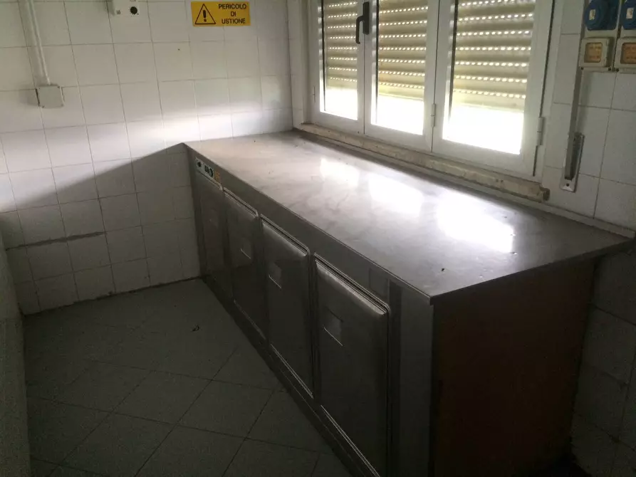 Immagine 5 di Attività commerciale in affitto  in via provinciale  vicarese a Vicopisano
