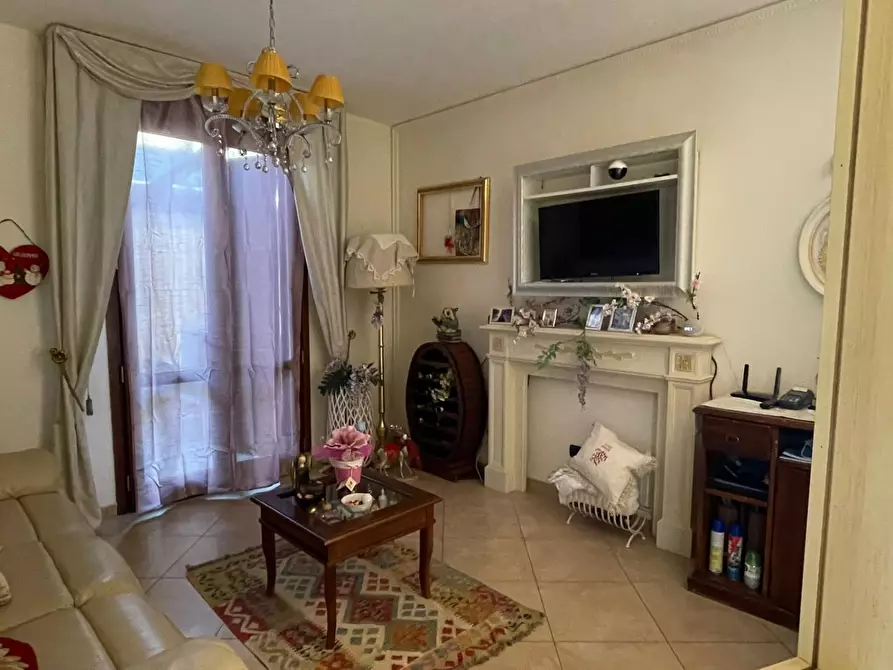 Immagine 9 di Camera in affitto  in Via Emilia a Pisa