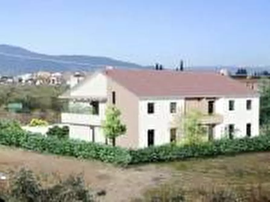 Immagine 4 di Casa indipendente in vendita  in pontedera a Pontedera