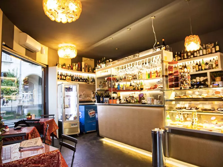 Immagine 4 di Attività commerciale in vendita  in via dei condotti a San Giuliano Terme