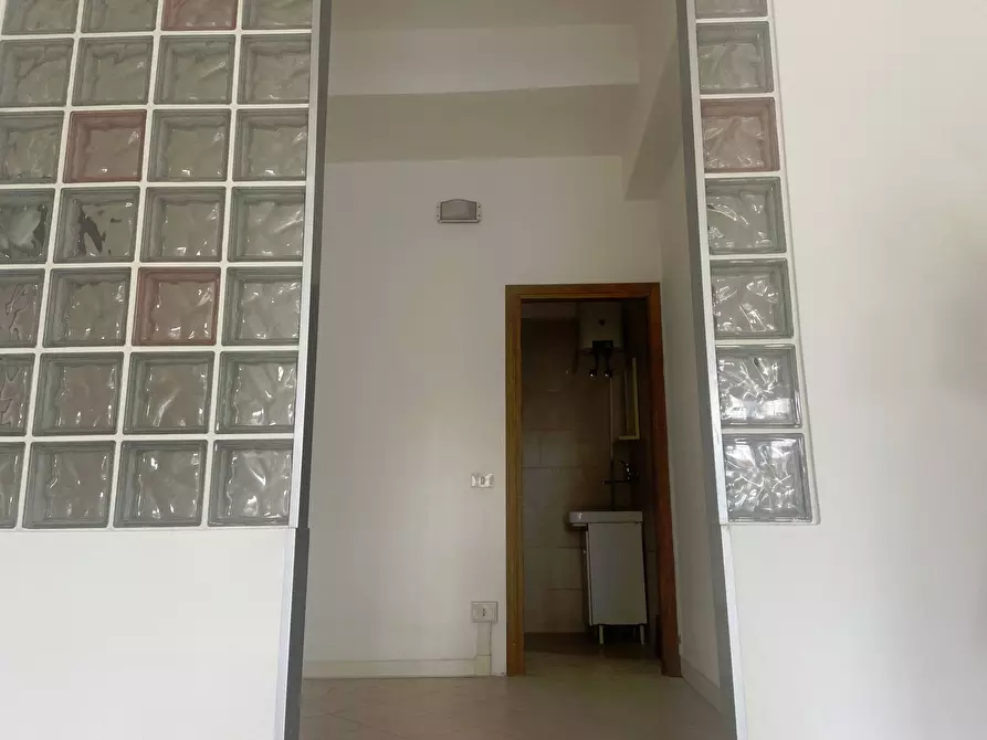 Immagine 9 di Attività commerciale in vendita  in Via catalani a Rosignano Marittimo