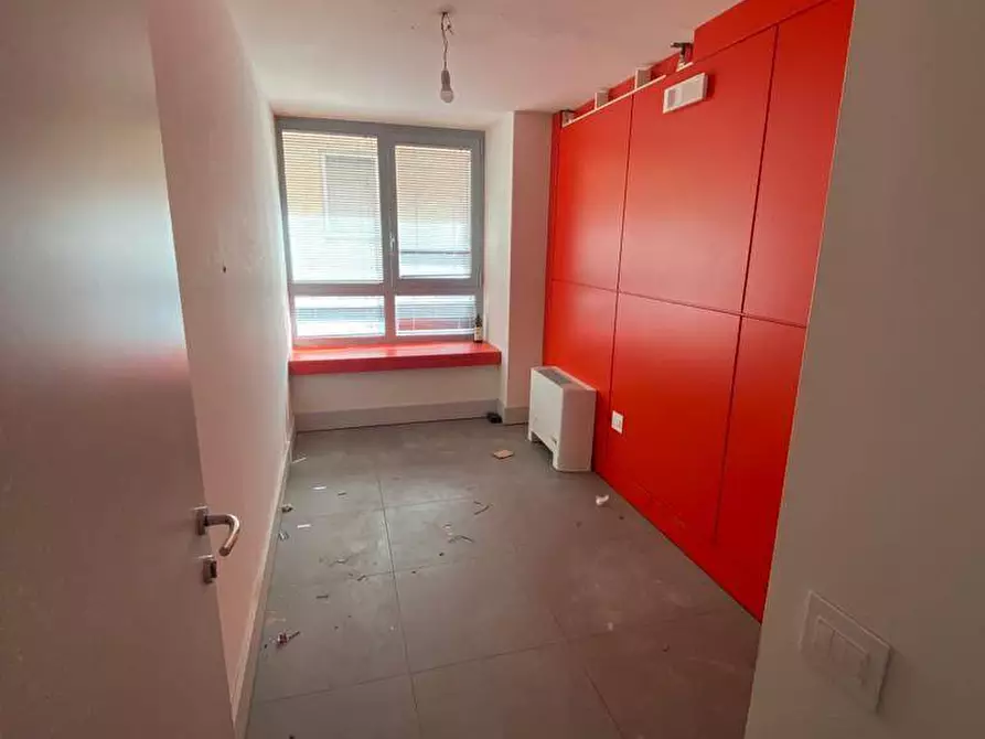 Immagine 7 di Attività commerciale in vendita  in Corso Italia a Pisa