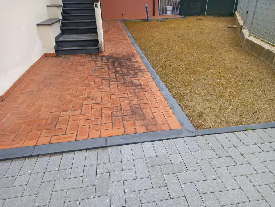 Immagine 10 di Appartamento in vendita  in Via duccio galimberti a Pontedera