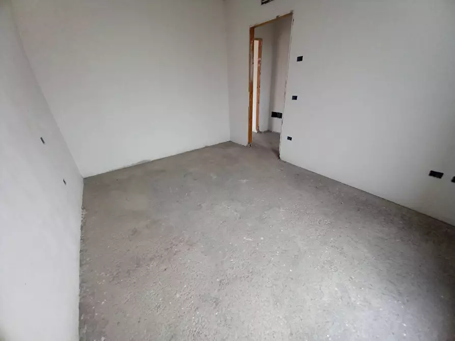 Immagine 7 di Appartamento in vendita  in Via duccio galimberti a Pontedera