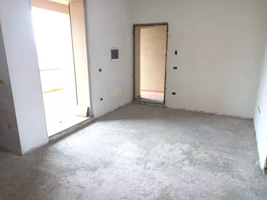 Immagine 1 di Appartamento in vendita  in Via Niccolaioni a Pontedera
