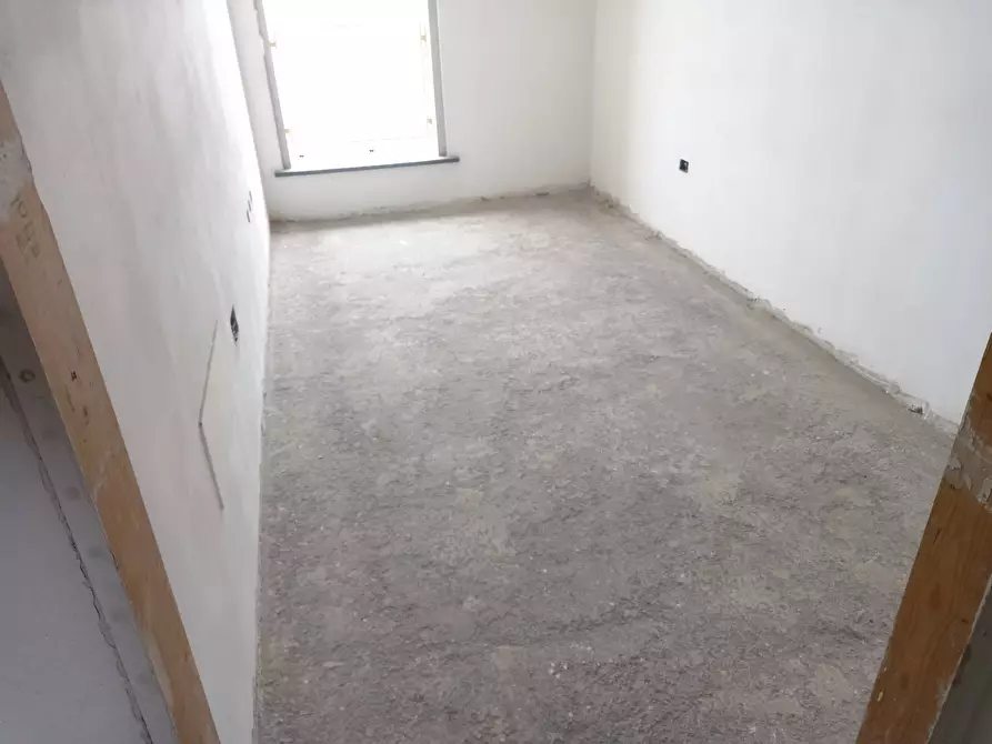 Immagine 8 di Appartamento in vendita  in Via Niccolaioni a Pontedera