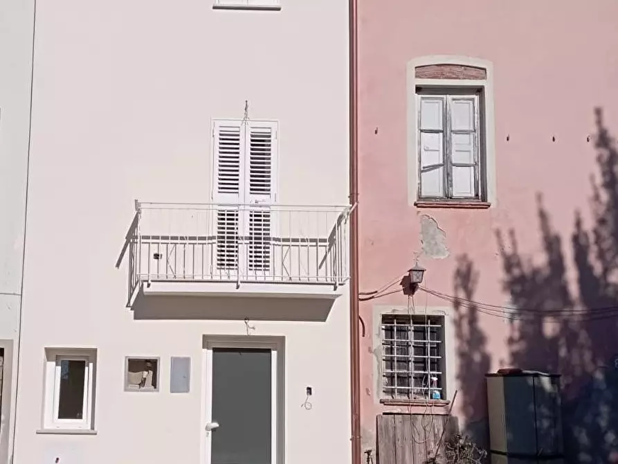 Immagine 1 di Casa indipendente in vendita  in via Castagnola a Lucca