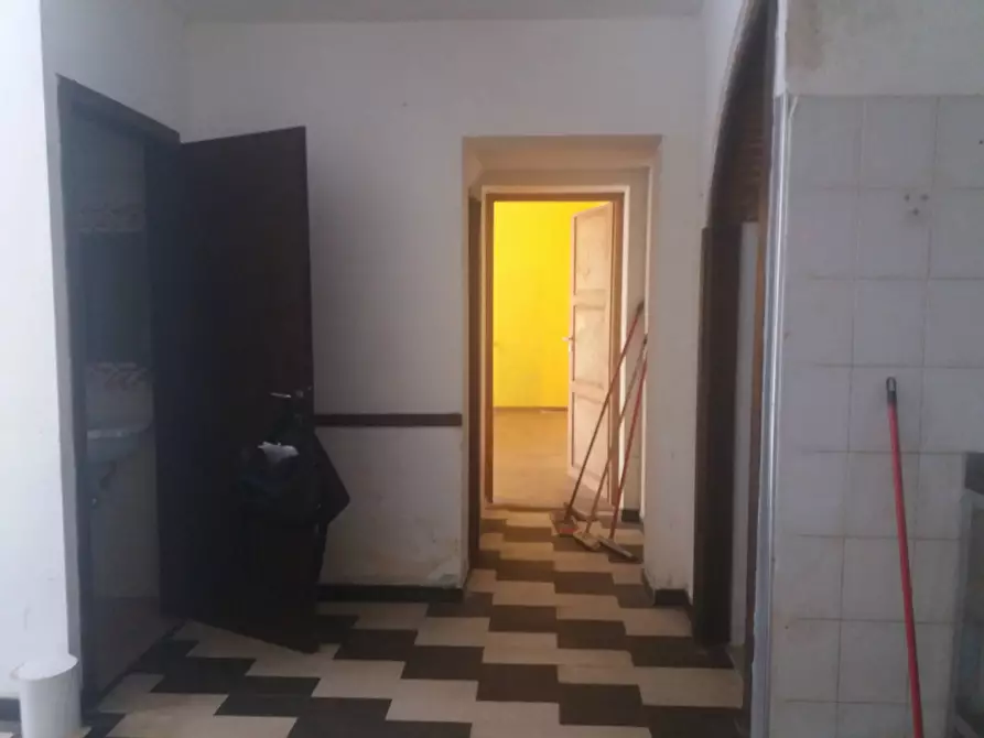 Immagine 4 di Attività commerciale in affitto  in via capecchi a Pontedera