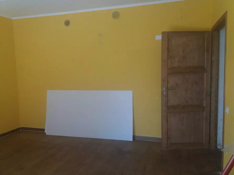 Immagine 5 di Attività commerciale in affitto  in via capecchi a Pontedera