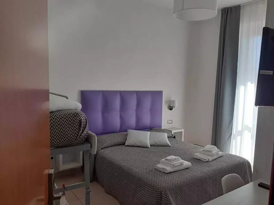 Immagine 7 di Attività commerciale in vendita  in via Mazzini a Camaiore