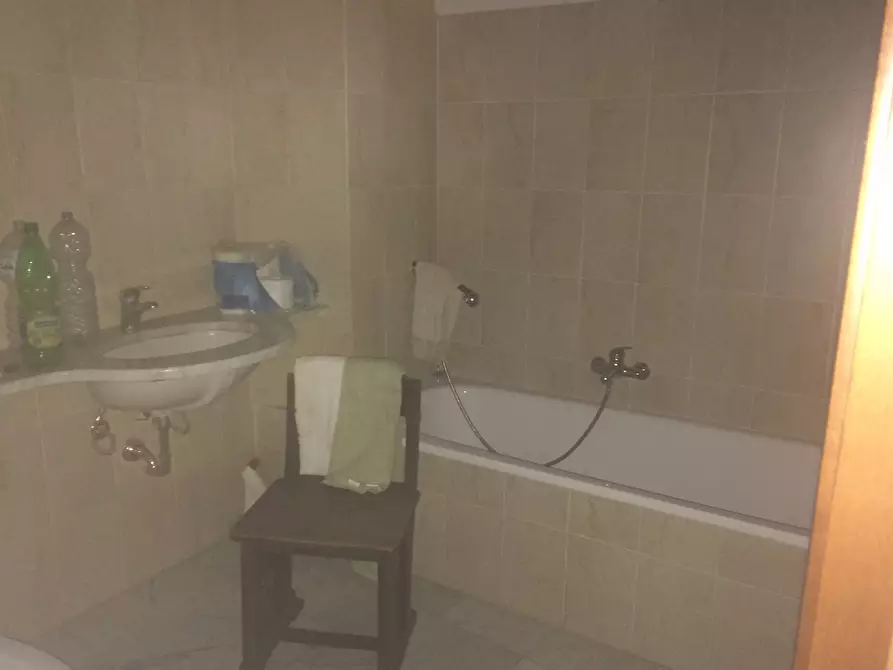 Immagine 6 di Casa indipendente in vendita  in via trombi a Vicopisano